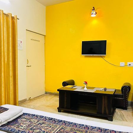 Shankar Vilaas -A Boutique Stay Forigners Choice Near Ghats And Temples 바라나시 외부 사진