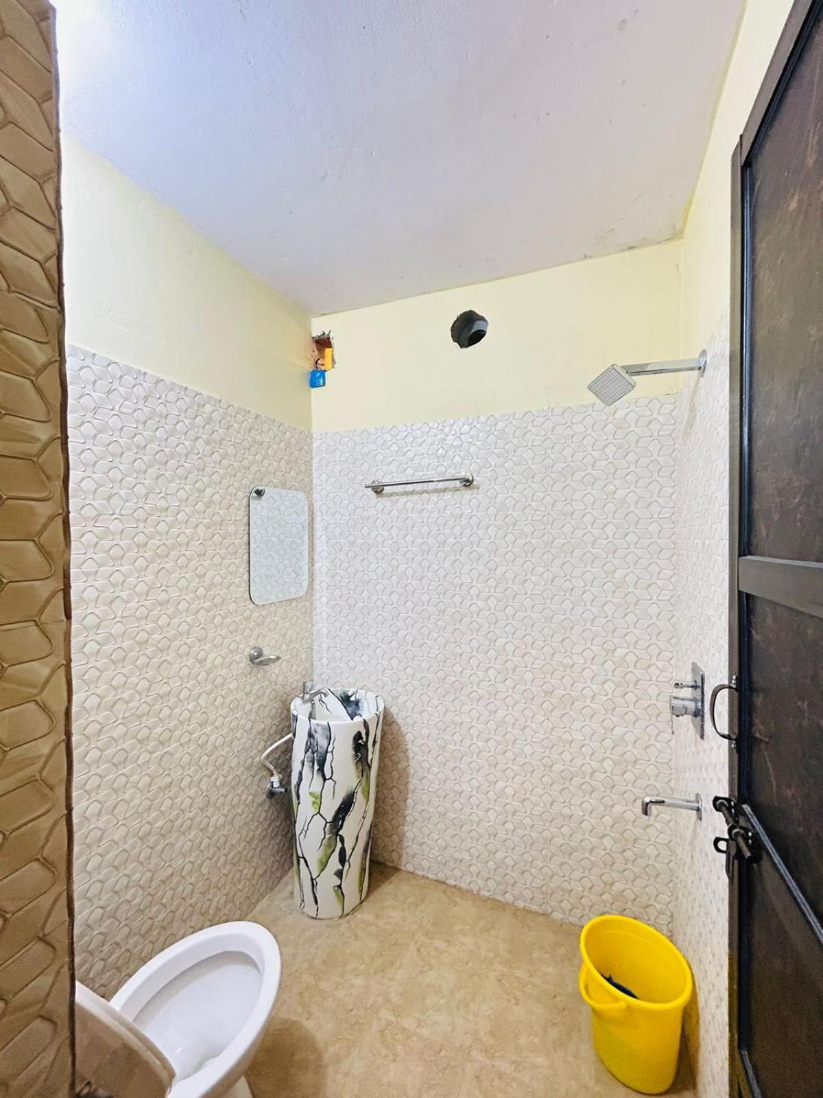 Shankar Vilaas -A Boutique Stay Forigners Choice Near Ghats And Temples 바라나시 외부 사진